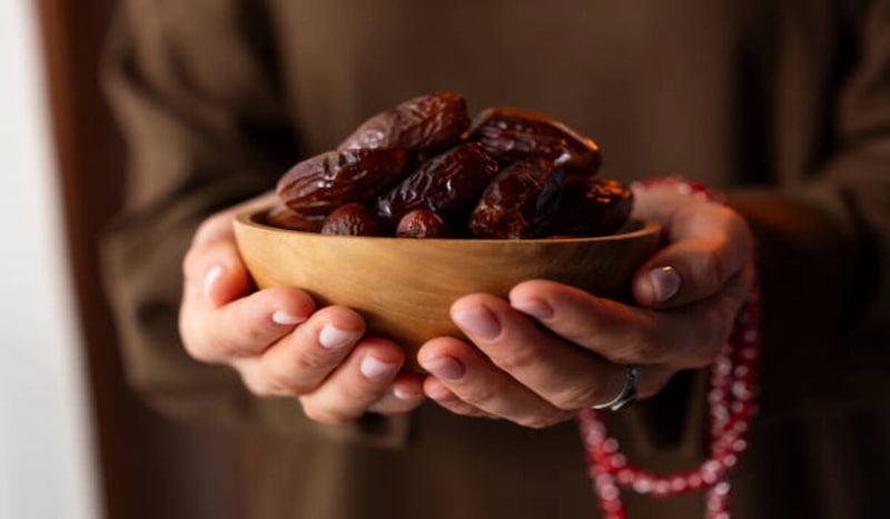 تصویر 1 از خرما مضافتی عمده با کیفیت مطلوب و طعم شیرین